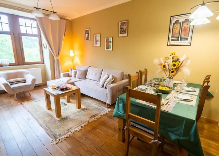 Apartinvest Nieruchomości Józefina 34